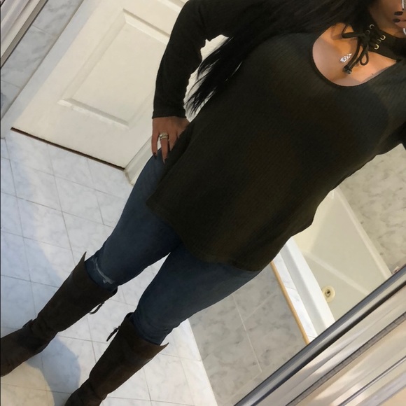 OLIVE RIBBED KNIT CHOKER TOP - Picture 4 of 5